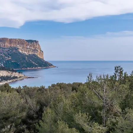 Terre Marine - Bel Appartement Avec Terrasse Vue Mer Cassis Exterior photo